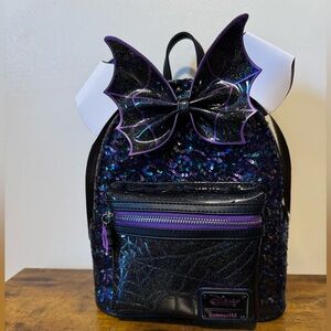 New Loungefly Minnie Mouse Spiderweb Spider Halloween Sequin Backpack Disney